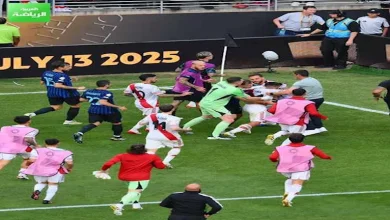 صورة 12 صورة ترصد أول خناقة في كأس العالم للأندية بين ريفر بليت وإنتر ميلان