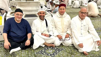 صورة “استعدادًا إلى الحج”.. أحمد سعد ينشر صورًا من داخل المسجد النبوي