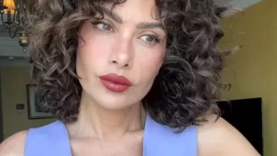 صورة صبا مبارك بفستان أسود جريء.. كيف نسقت إطلالتها؟