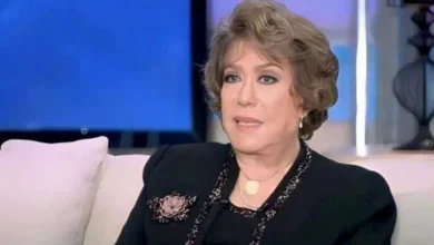 صورة شريف منير يودع سميحة أيوب ويكشف دعمها له في محنته