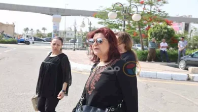 صورة نور النبوي ونادية الجندي ومديحة حمدي .. 20 صورة من جنازة الفنانة سميحة