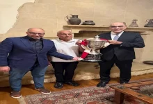 صورة احتفالات الزمالك بالكأس تنتقل إلى منزل حسين لبيب