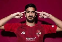 صورة صاحب الظل الخفيف.. بن رمضان يكشف كواليس حديثه مع لاعبي الأهلي بالطائرة