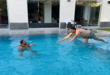 صورة أكرم حسني يوثق موقف كوميدي مع مصطفى غريب