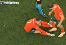 صورة بالصور.. لحظة إصابة رونالدو وخروجه اضطراريًا أمام إسبانيا
