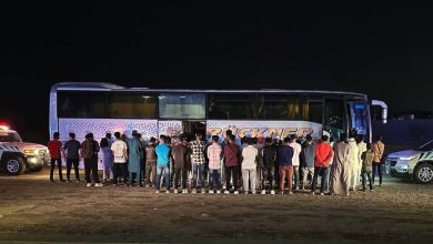 صورة ضبط مواطنين حاولا إدخال 55 مخالفاً إلى مكة  أخبار السعودية
