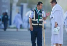 صورة بعزيمة لا تعرف الانكسار.. كشاف يواصل خدمته في موسم الحج رغم الإصابة  أخبار السعودية