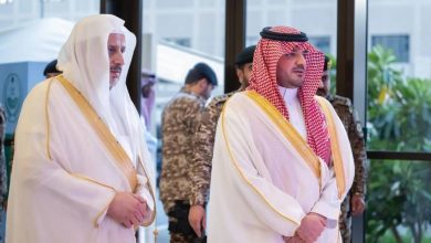 صورة عبدالعزيز بن سعود يلتقي مدير عام الإدارة العامة للتوجيه والإرشاد بوزارة الداخلية  أخبار السعودية