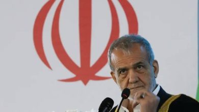 صورة الرئيس الإيراني: سنجعل إسرائيل تندم  أخبار السعودية