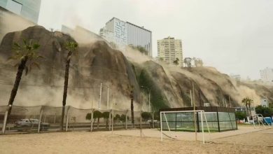 صورة زلزال يتسبب في انهيارات أرضية بالعاصمة البيروفية  أخبار السعودية