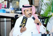 صورة أحمد القيسي: المجحف بحق «الهايكو» يسيء إلى نفسه.. وأعيش صراعاً يرسم ملامح نصوصي  أخبار السعودية