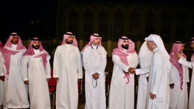 صورة أسرة الزواوي تتلقى التعازي في فقيدتها  أخبار السعودية