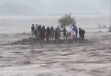 صورة فيضان مفاجئ يجرف عائلة من 17 سائحاً في باكستان  أخبار السعودية