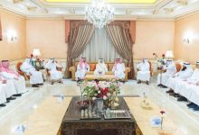 صورة أمير الشرقية ونائبه يقدمان التعازي لأسرة البسام  أخبار السعودية