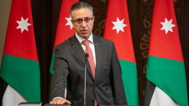 صورة | وزير الصناعة الأردني يسمح باستيراد سلع محددة من سوريا بقرار جديد