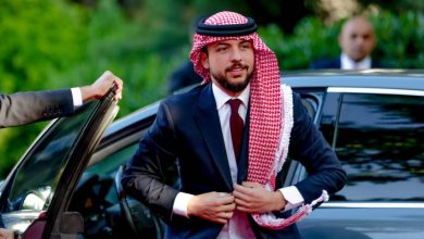 صورة | ولي العهد يتواصل هاتفياً مع لاعبي النشامى قبل لقاء المنتخب العٌماني ويؤكد على ثقة الأردنيين بهم