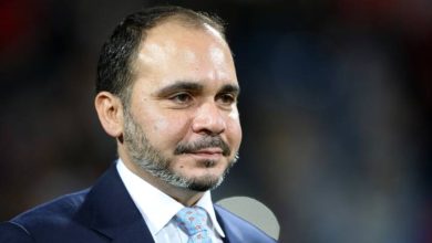 صورة | الأمير علي بن الحسين يلتقي لاعبي النشامى قبل المواجهة المصيرية أمام المنتخب العُماني