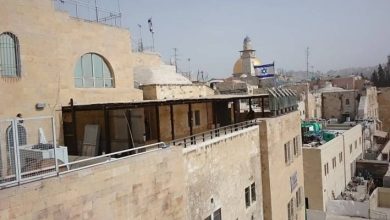 صورة | حريق يستهدف كنيس الحاخام يتسحاق يوسف بالقدس