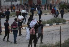 صورة | غزة: 5 شهداء و100 مصاب بقصف الاحتلال قرب مركز مساعدات