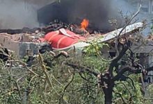 صورة | تحطم طائرة هندية على متنها 242 شخصًا كانت متجهة إلى لندن