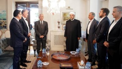 صورة | مندوبا عن الملك وولي العهد…العيسوي يعزي آل مرعي