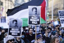 صورة | قاضٍ أمريكي يأمر بالإفراج عن الناشط الفلسطيني محمود خليل رغم اعتراض البيت الأبيض