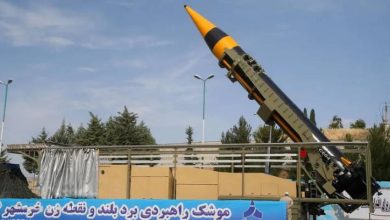 صورة | الحرس الثوري الإيراني يعلن استخدام صاروخ “خيبر” متعدد الرؤوس وضرب أهداف استراتيجية للاحتلال
