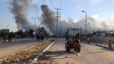 صورة | في اليوم الـ629 للعدوان.. الاحتلال يواصل شن غارات عنيفة على غزة ويوقف المساعدات