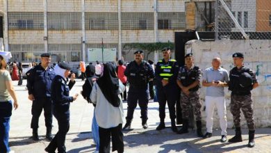 صورة | بين القلق والترقب.. طلبة “التوجيهي” يستعدون لـ “رياضيات الثانية” بعد جدل “الورقة الأولى”