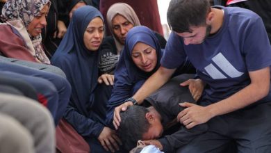 صورة | مسؤول بمجمع ناصر: استشهاد 4 نازحين في غارة بمسيرة للاحتلال في خان يونس بغزة