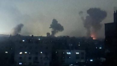 صورة | مراسل “رؤيا”: طيران الاحتلال ينفذ أحزمة نارية عنيفة شرق مدينة غزة