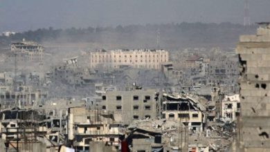 صورة الجيش الإسرائيلي ينثر منشورات في غزة تتضمن آيات قرآنية