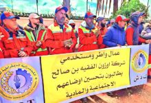 صورة عمال النظافة بالفقيه بن صالح يشتكون تأخر الأجور قبيل عيد الأضحى