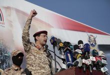 صورة الحوثيون يعلنون استهداف مطار اللد بالصاروخ الباليستي “ذو الفقار”