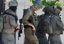 صورة الضفة.. مستوطنون إسرائيليون يحتجزون فلسطينييْن يحملان جنسية أمريكية