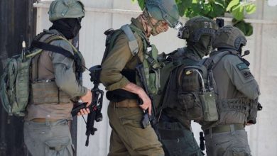 صورة الضفة.. مستوطنون إسرائيليون يحتجزون فلسطينييْن يحملان جنسية أمريكية