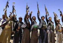 صورة الحوثيون يهددون بضرب السفن الأمريكية في البحر الأحمر