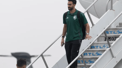 صورة بعثة الأخضر تصل إلى أمريكا للمشاركة في بطولة الكأس الذهبية