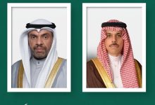 صورة وزير الخارجية ونظيره الكويتي يبحثان هاتفيًا الهجوم الإسرائيلي على إيران وتداعياته الإقليمية