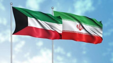 صورة وزير الخارجية الكويتي يبحث مع نظيره الإيراني التصعيد الإقليمي