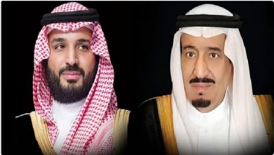 صورة القيادة تهنئ أمير دولة قطر بذكرى توليه مهام الحكم في بلاده