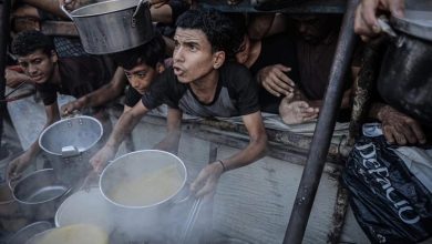 صورة حكومة نتنياهو توعز بتسريع دخول المساعدات : العالم لم يعد يصدق عدم وجود مجاعة بغزة