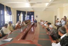 صورة اجتماع في الحديدة يدعو لفتح طريق ''حيس -الجراحي'' ويطالب مجلس القيادة استكمال تحرير المحافظة وموانئها من قبضة الحوثيين