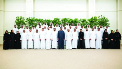 صورة رئيس الدولة يستقبل وفد مكتب شؤون حجاج الإمارات ويشيد بجهودهم