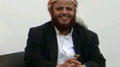 صورة هيئة علماء اليمن تدعو اليمنيين للوقوف صفاً واحداً لمواجهة الحوثيين وتدين الجريمة البشعة بحق الشيخ والمربي صالح حنتوس