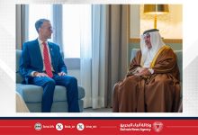 صورة نائب جلالة الملك ولي العهد يؤكد على ما يربط بين مملكة البحرين والولايات المتحدة الأمريكية من علاقات صداقةٍ تاريخيةٍ وشراكاتٍ استراتيجيةٍ على الصُعد كافة وتحظى بحرص متبادلٍ على تنميتها والدفع بها نحو مستوياتٍ أكثر تميزًا