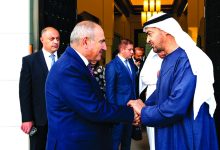 صورة رئيس الدولة ورئيس وزراء أرمينيا يبحثان علاقات التعاون بين البلدين