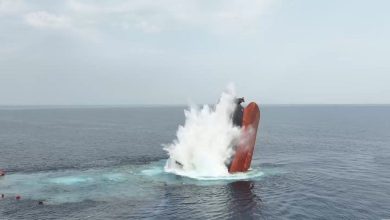 صورة غرفة عمليات في عدن لمعالجة تداعيات اغراق الحوثيين 3 سفن وتحذيرات من خطر 70 الف طن من نترات الأمنيوم كانت على متنها