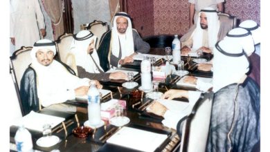 صورة زايد والمؤسسون.. بُناة دولة الوحدة والتكامل والتضامن