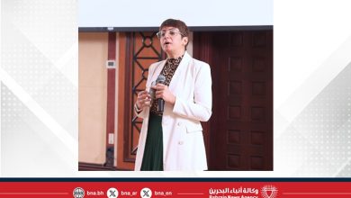 صورة بالتنسيق مع هيئة البحرين للسياحة والمعارض وهيئة البحرين للثقافة والآثار.. وزارة المواصلات والاتصالات تنظم ورشة توعوية لسائقي الأجرة بهدف تعزيز التجربة السياحية في مملكة البحرين